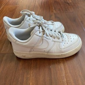 Nike Air Force 1 Triple White Sneakers